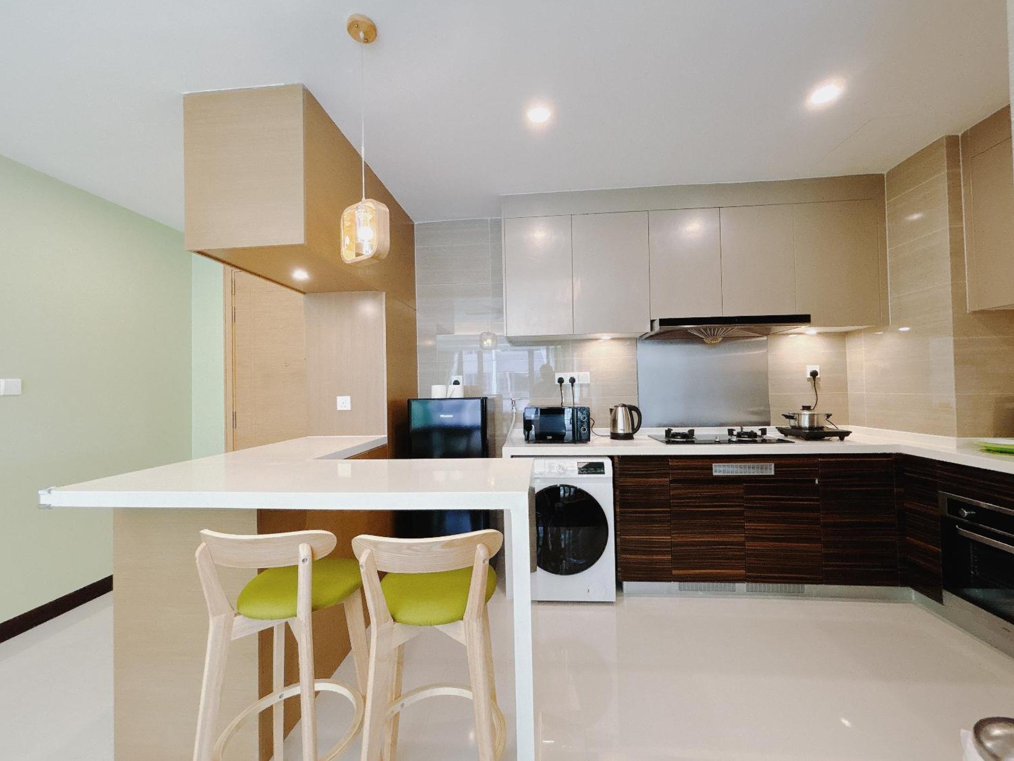 Apartment R&f Princess Cove Seine Region By Lions Bay